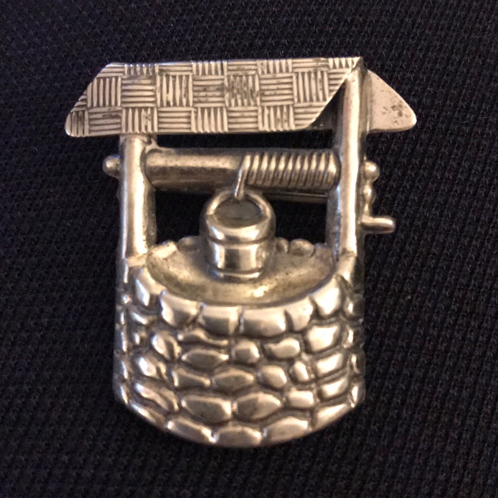 Vintage Beau Sterling wishing well pin